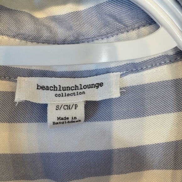 Beach lunch lounge Blue and White Striped Button Down Shirt size Small - Picture 6 of 11
